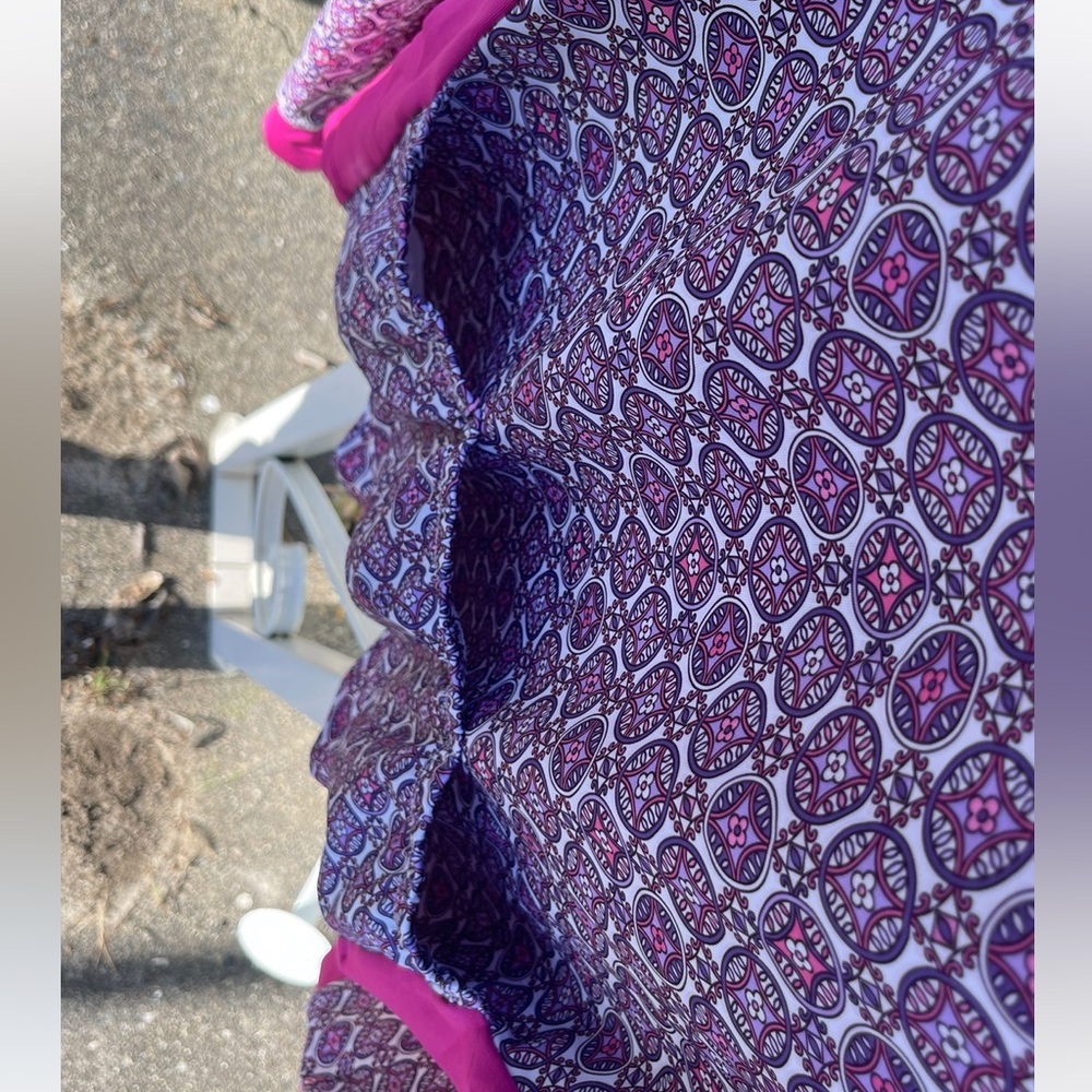 NWOT, never worn Sheila Moon bike/exercise long sleeve shirt in pink (plum). - Picture 3 of 4